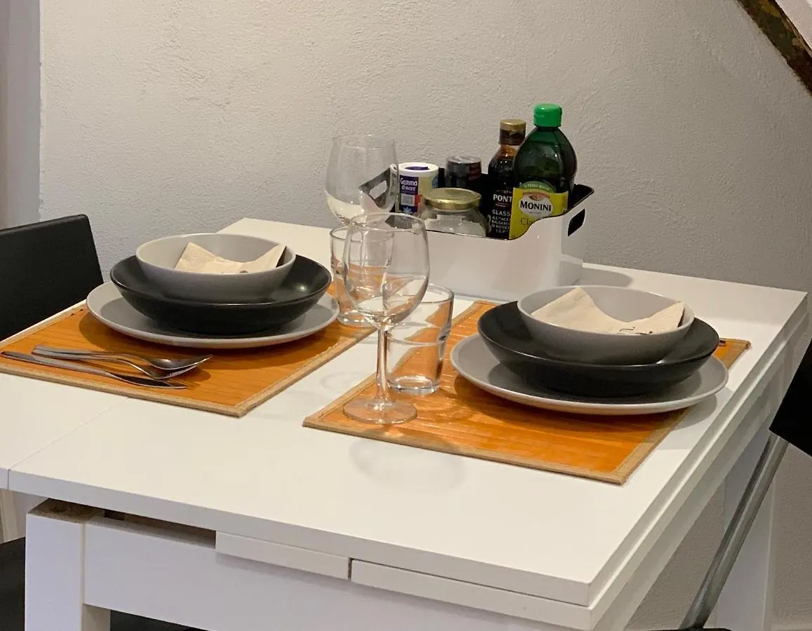 Casa Cimella, Un Nido Nel Cuore Del Porto Antico Cod Citra 010025-Lt-2629 Γένοβα 0*,